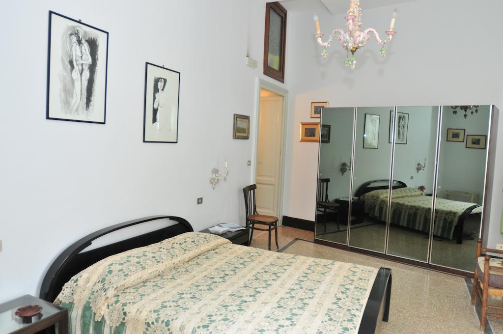 La Concordia Bed & Breakfast Νάπολη Δωμάτιο φωτογραφία